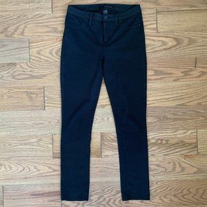 Calvin Klein Jeans Women's 6 Black Straight Stretch